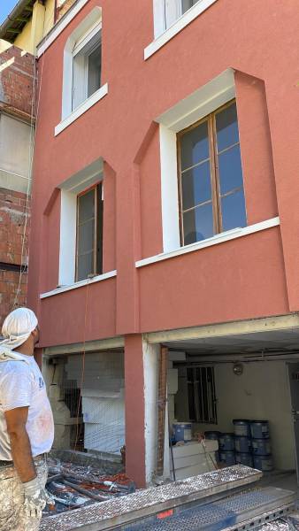 Isolation thermique par l’extérieur avec panneaux PSE Knauf Xtherm Sun+ pour façades anciennes à Marseille Bouches du Rhône